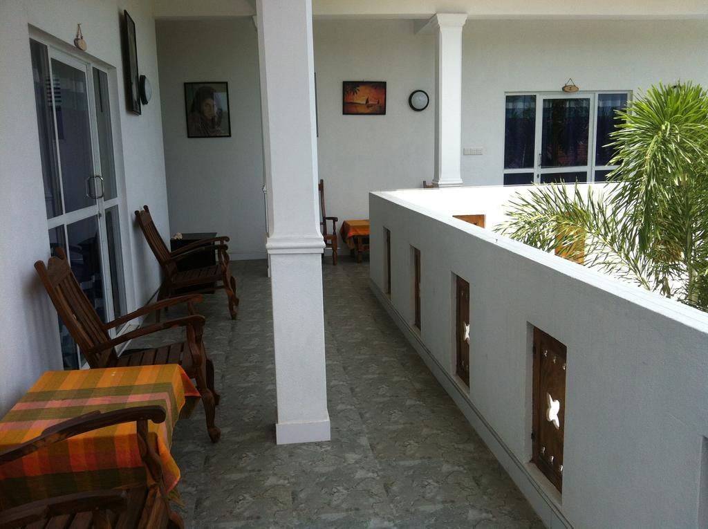Friends Guesthouse Kudapaduwa Exteriér fotografie