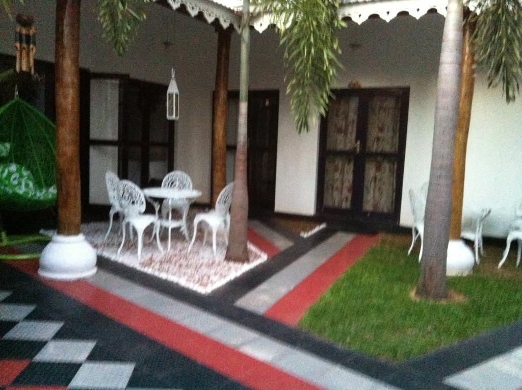 Friends Guesthouse Kudapaduwa Exteriér fotografie